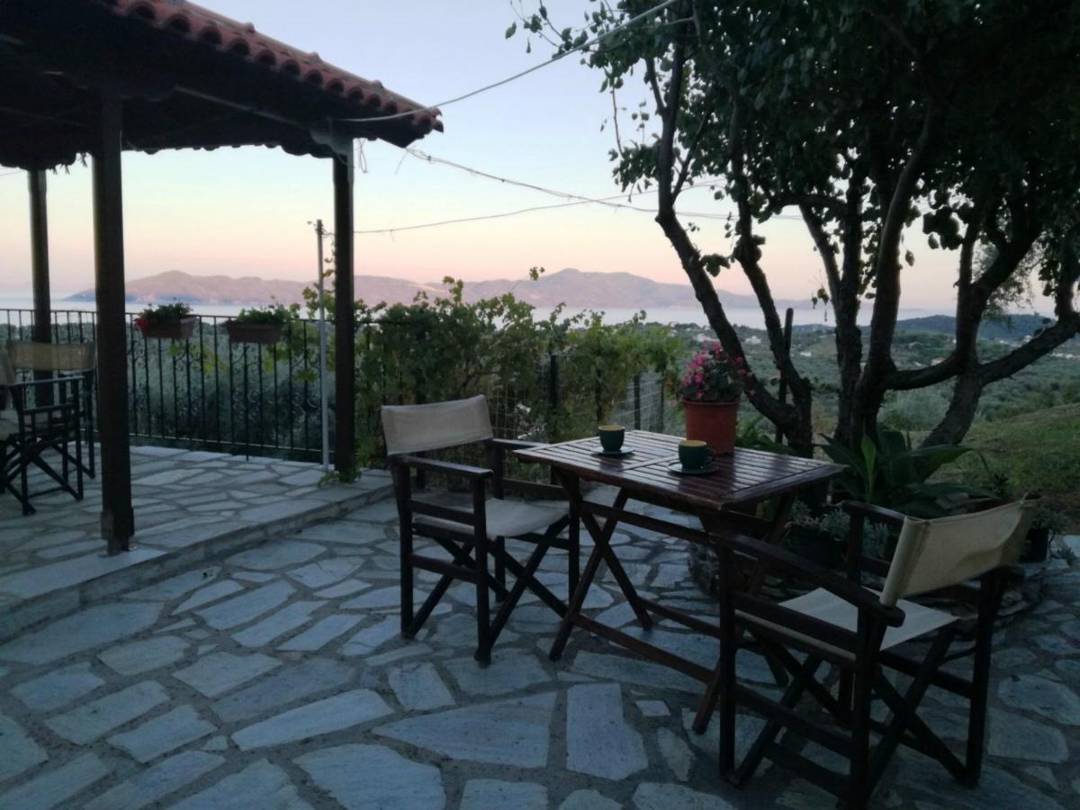 Villa Amfithea Moni Evaggelistrias Kültér fotó