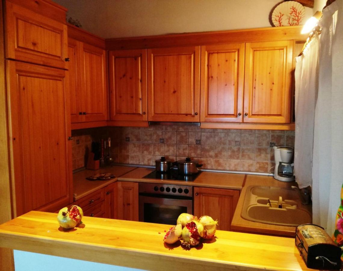 Villa Amfithea Moni Evaggelistrias Kültér fotó